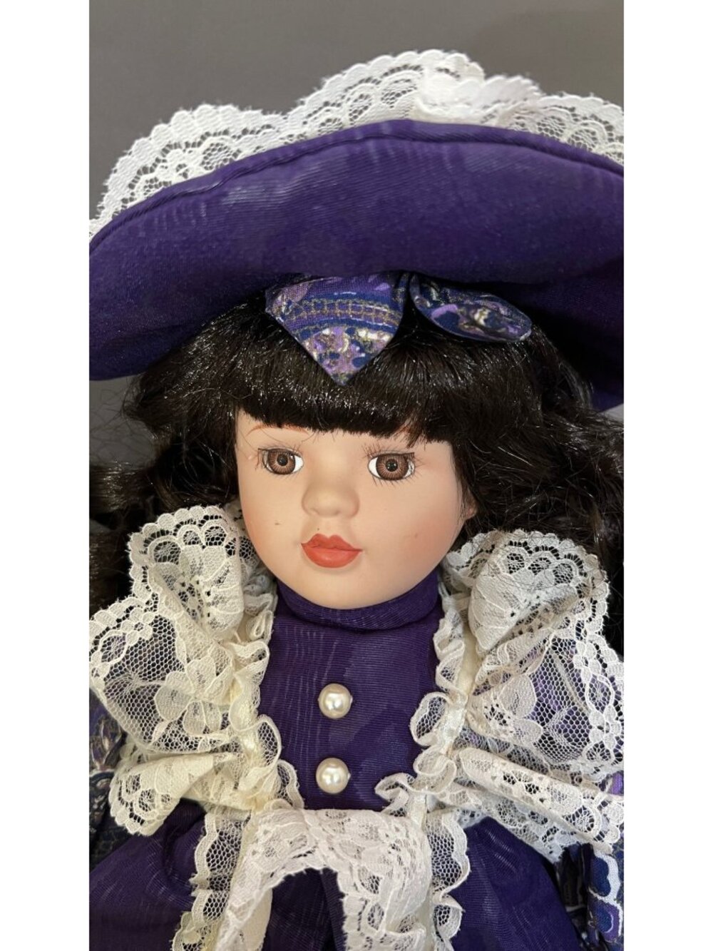 Limited Edition Victorian Porcelain Doll In Purple Dress & Lace Accents - Picture 3 of 8